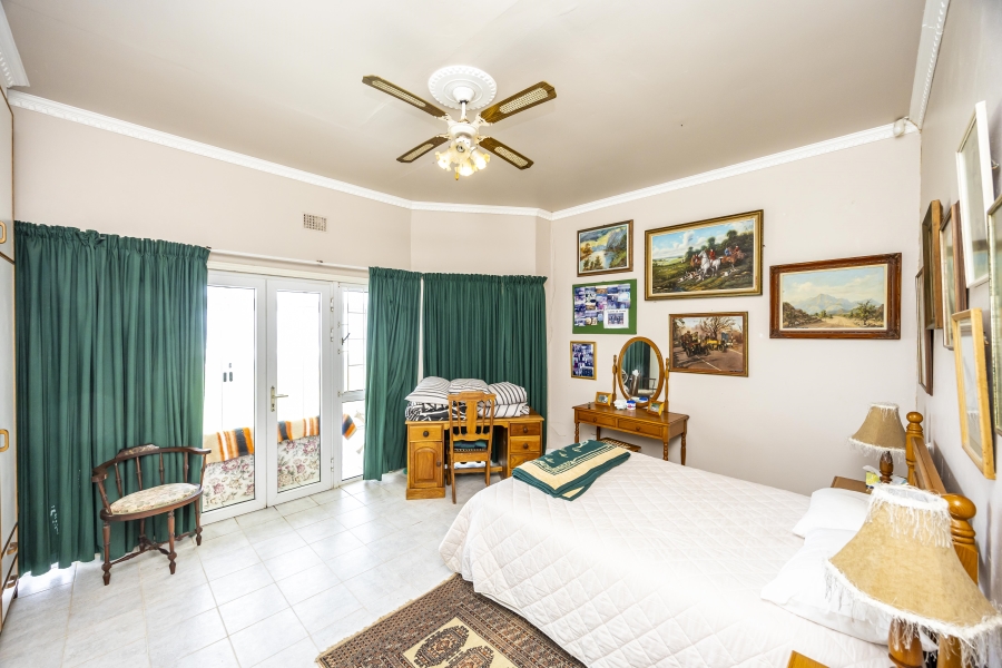 5 Bedroom Property for Sale in Gonubie Eastern Cape